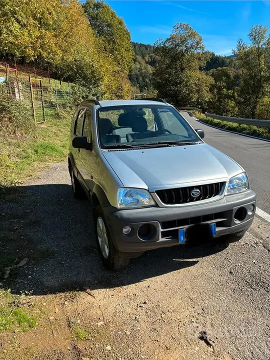Daihatsu Terios 2002 photo 2