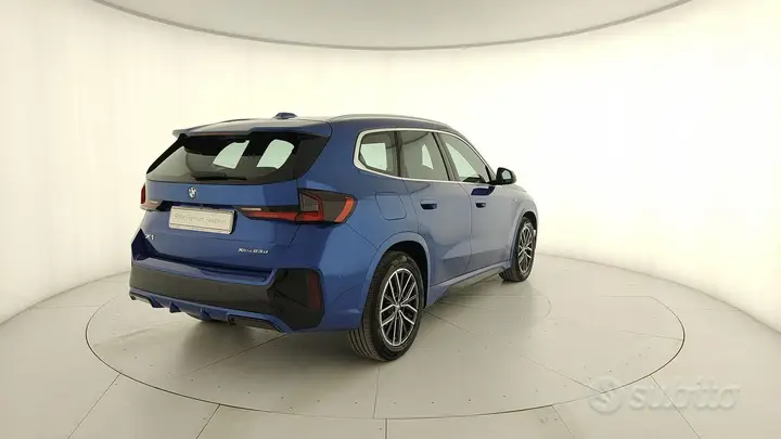 BMW X1 2023 photo 3