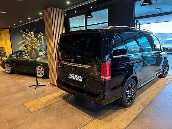 Mercedes-Benz V 300 D