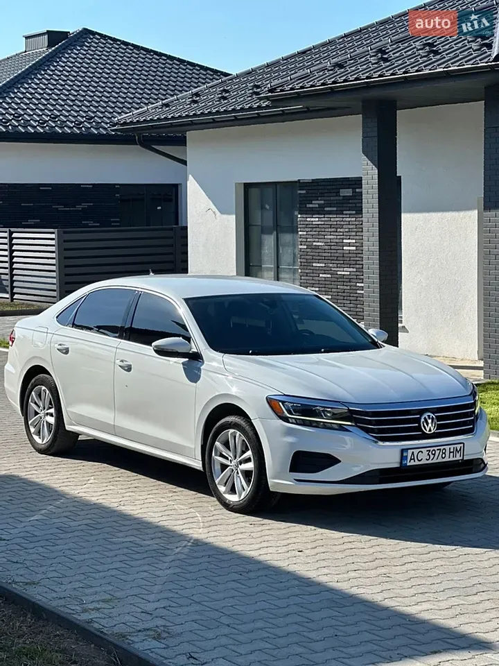 Volkswagen Passat 2020 photo 2