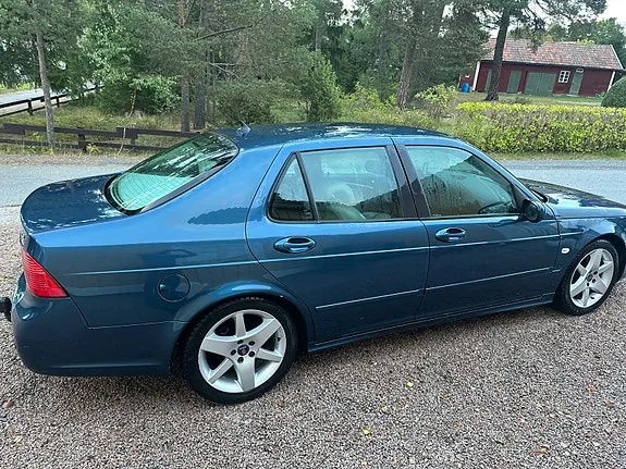 Saab 9-5 2008 photo 2