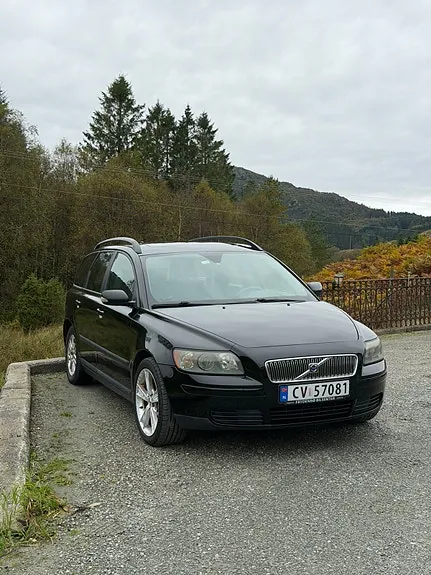 Volvo V50 2006 photo 2