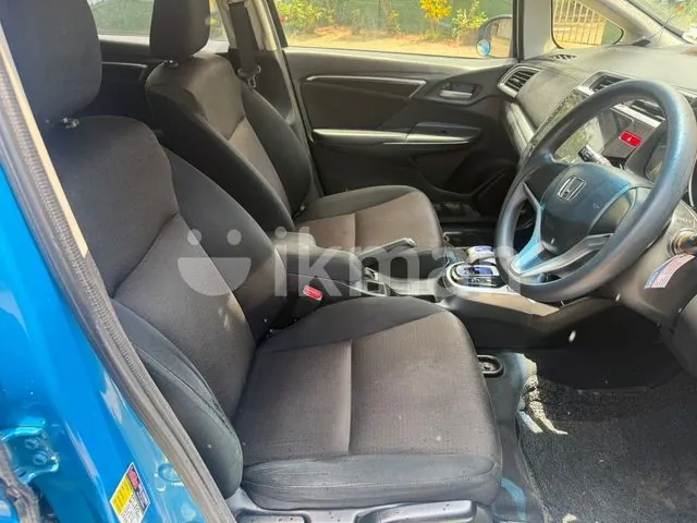 Honda Fit Hybridgp5 2014 photo 2