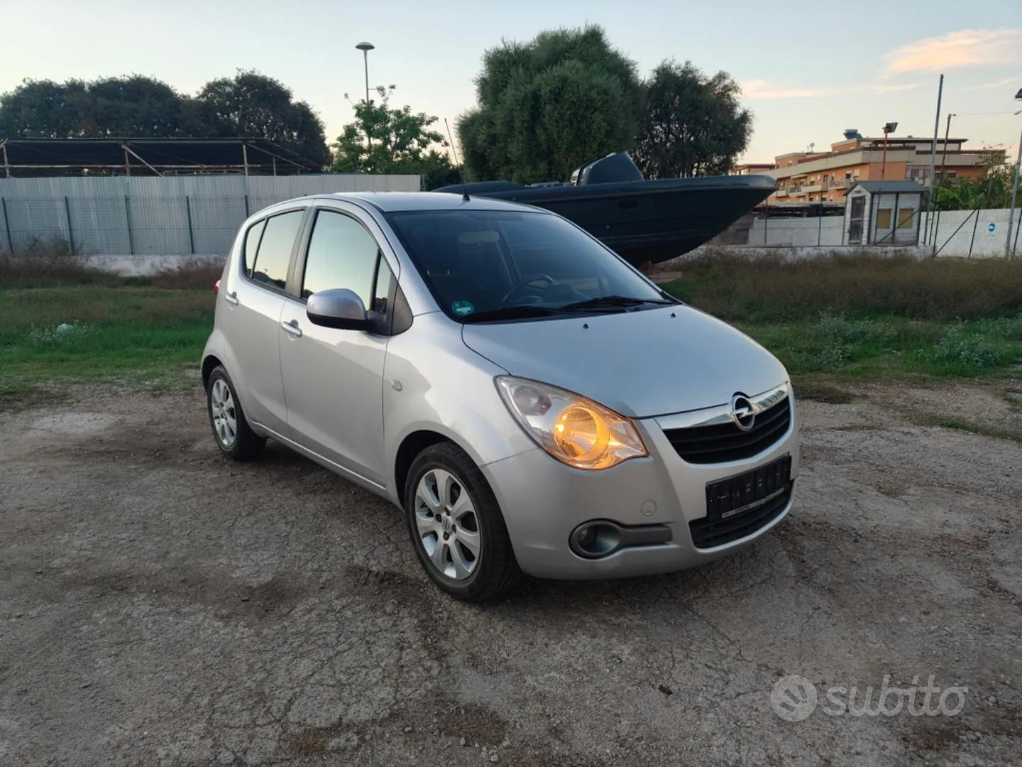 Opel Agila