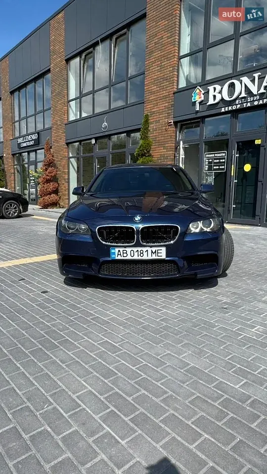 BMW 5 Series 2012 photo 3
