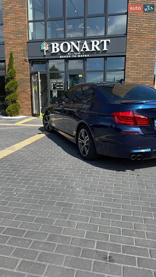 BMW 5 Series 2012 photo 4