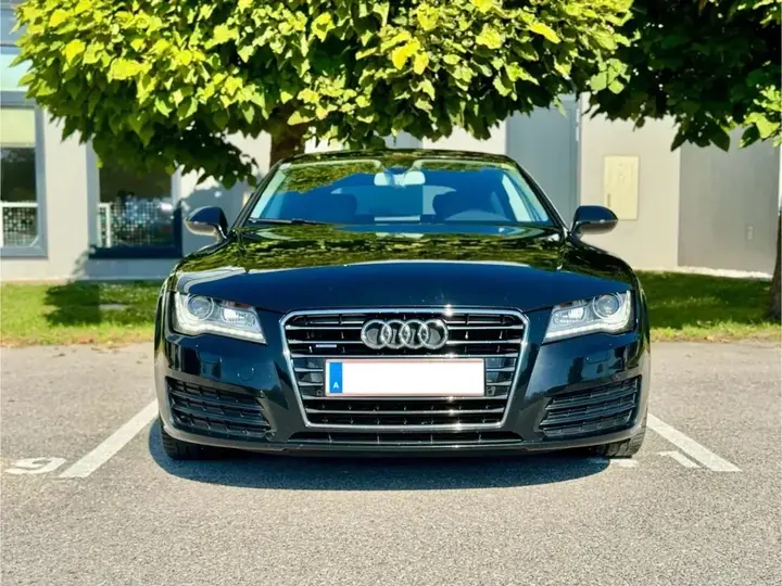 Audi A7 2011 photo 3