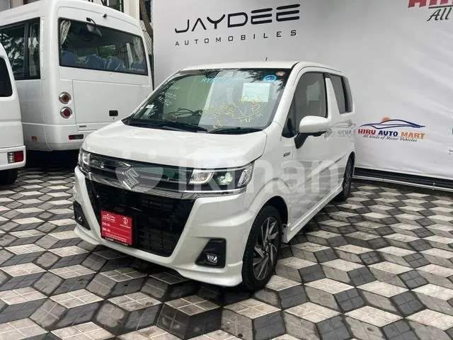 Suzuki Wagon R 2024 photo 4
