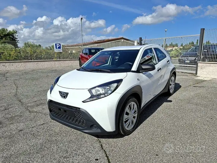 Toyota Aygo 2023 photo 3