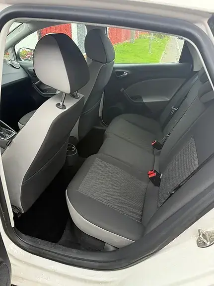 Seat Ibiza 2017 photo 5