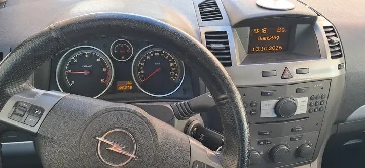 Opel Zafira 2007 photo 2