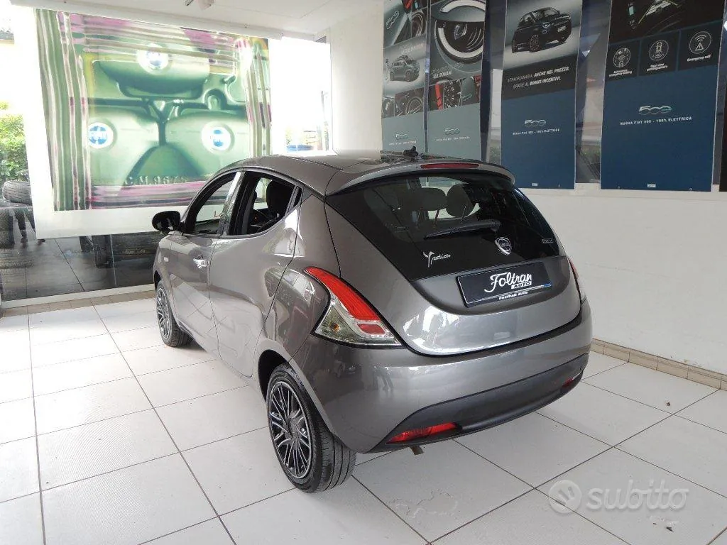 Lancia Ypsilon 2022 photo 4