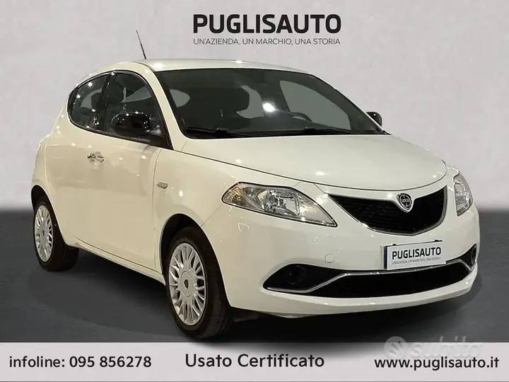 Lancia Ypsilon