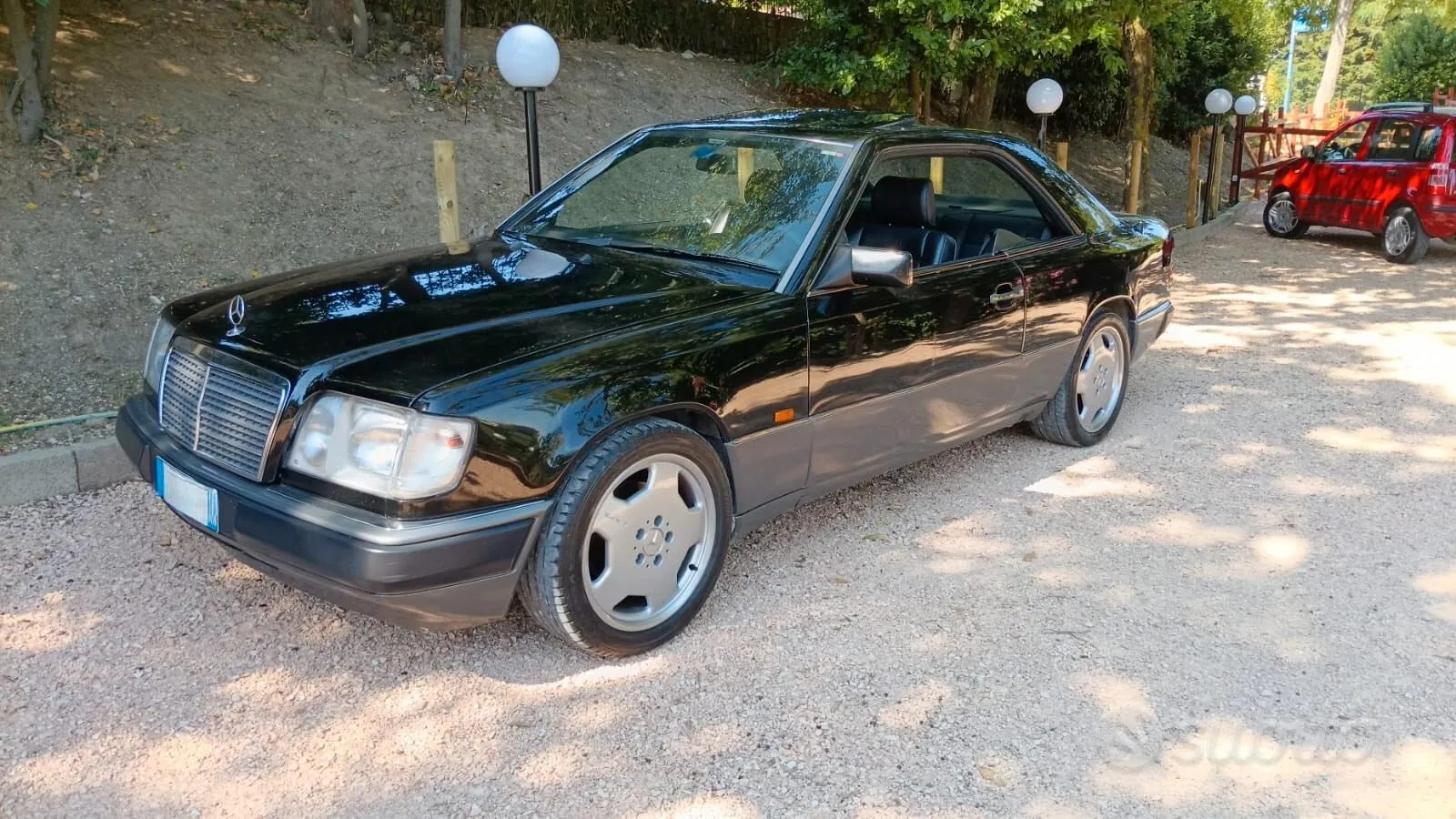 Mercedes-Benz Ce 200 1990 photo 2