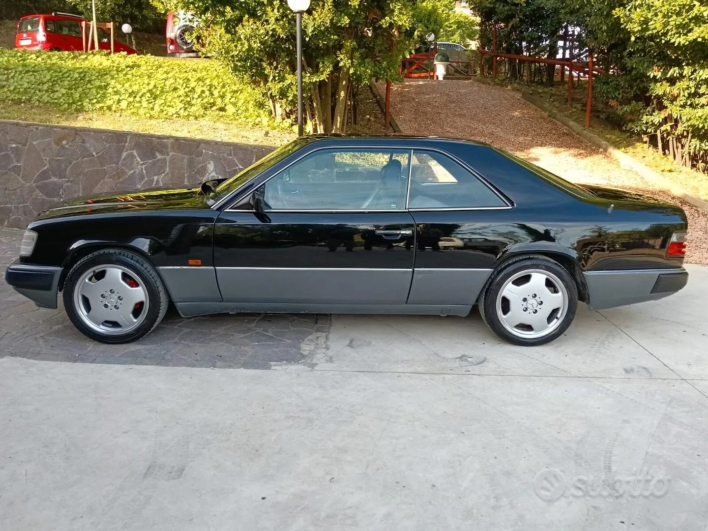 Mercedes-Benz Ce 200 1990 photo 4