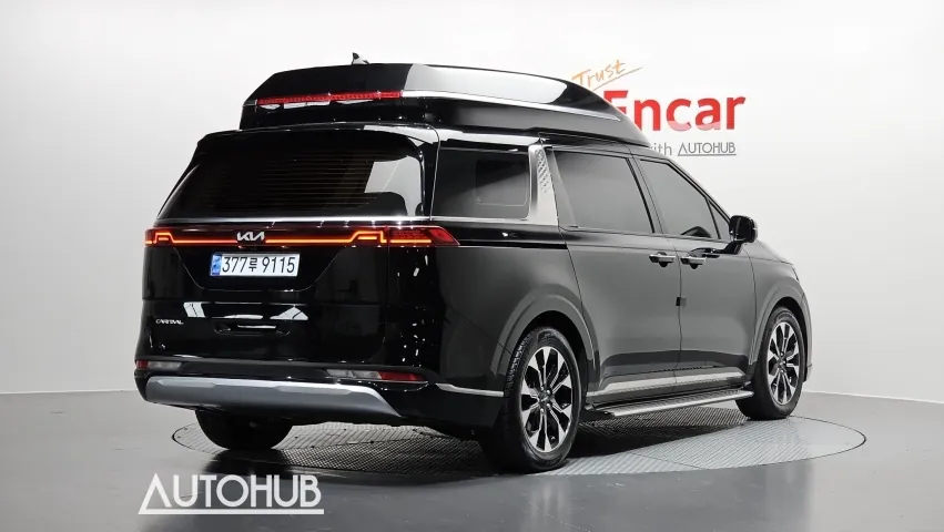 Kia Carnival 2023 photo 2
