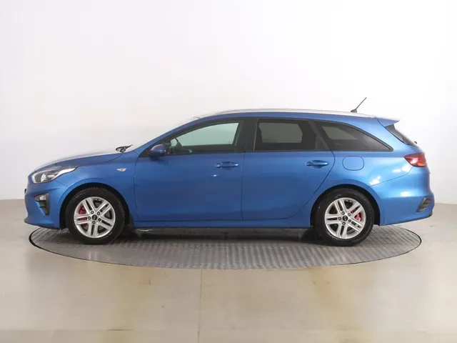 Kia Ceed Sw 2020 photo 2