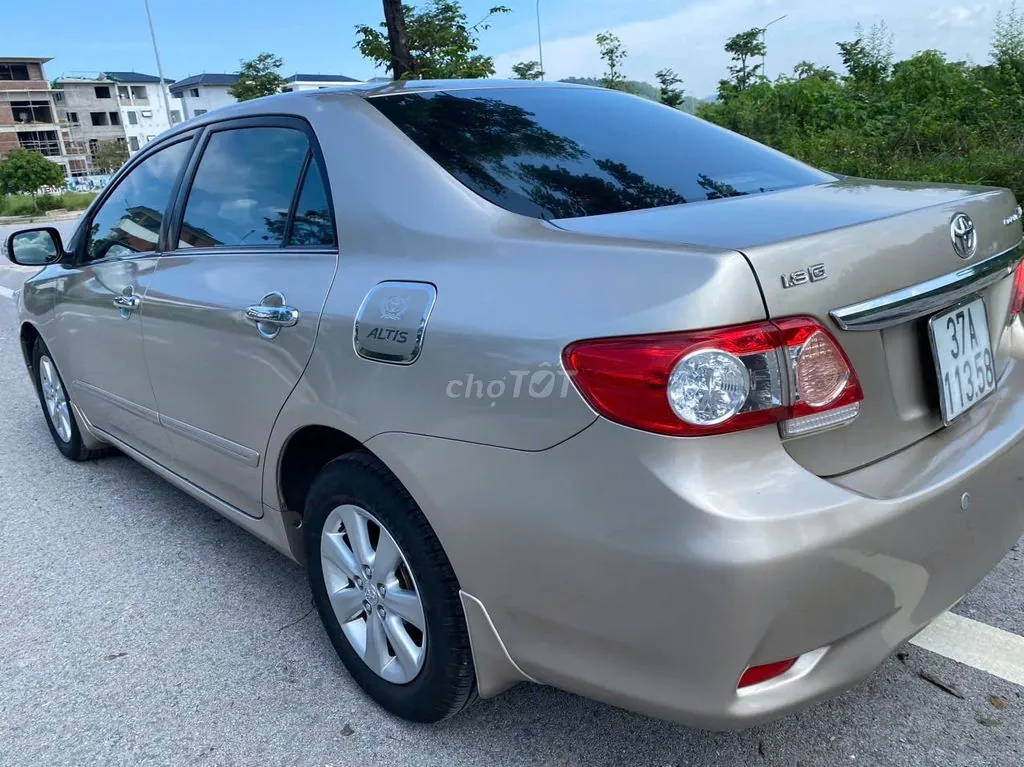 Toyota Corolla 2013 photo 3