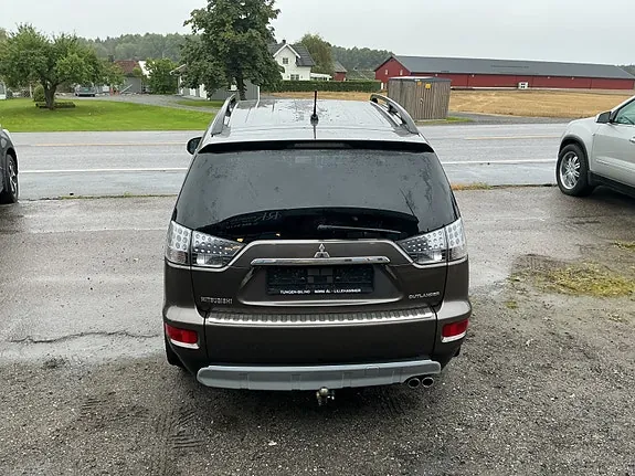 Mitsubishi Outlander 2010 photo 5