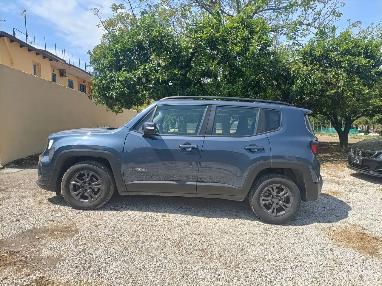 Jeep Renegade 2021 photo 2