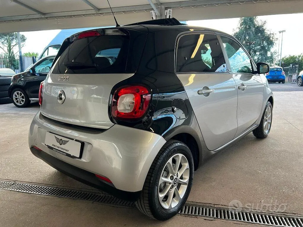 Smart Forfour 2018 photo 3