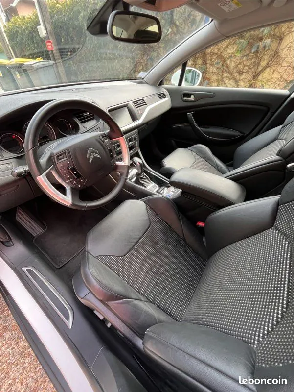 Citroen C5 2016 photo 2
