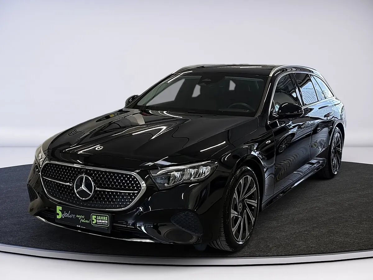 Mercedes-Benz E-Class 2025 photo 3