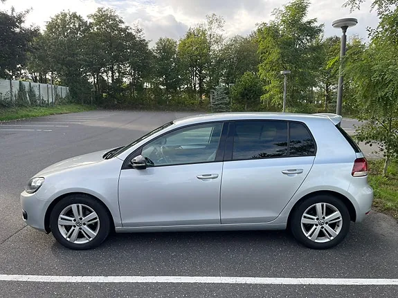Volkswagen Golf 2012 photo 3