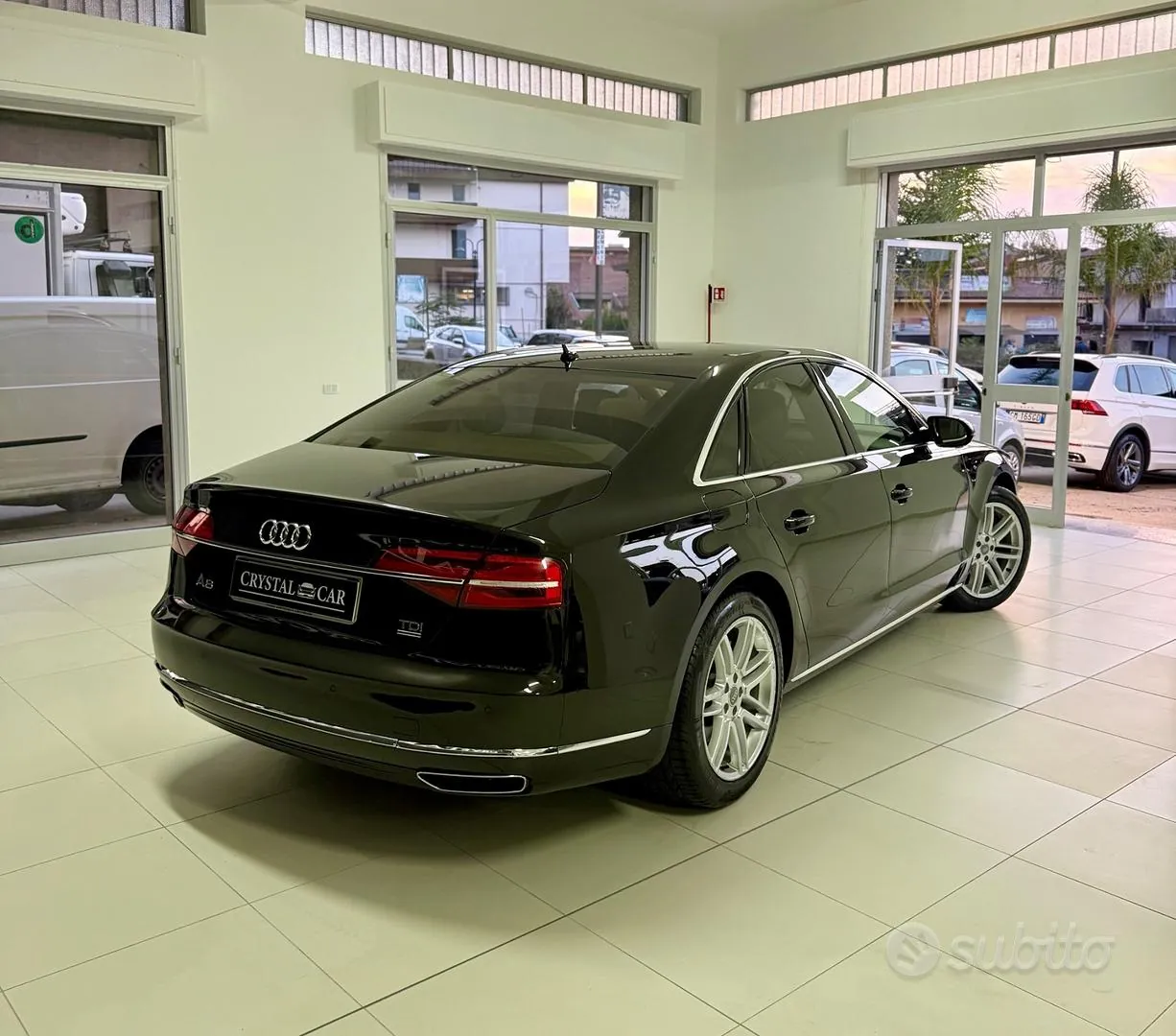 Audi A8 2017 photo 3