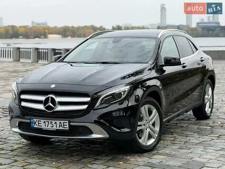 Mercedes-Benz Gla 2015 photo 2