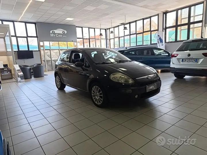 Fiat Punto Evo 2010 photo 3