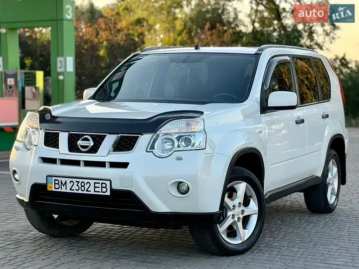 Nissan X-Trail 2012 photo 4