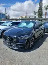 Mercedes-Benz Gla 2025 photo 3