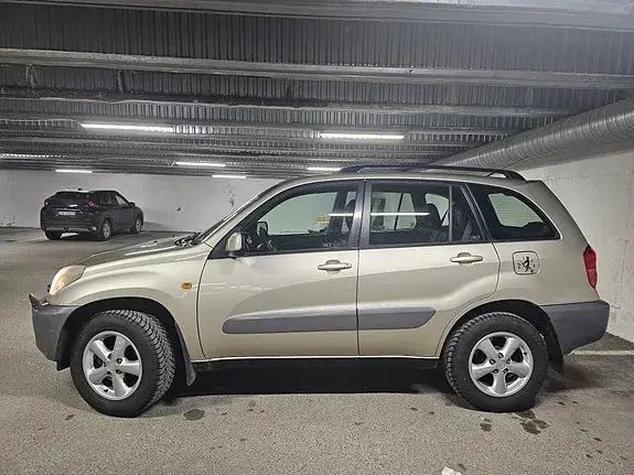 Toyota Rav4 2002 photo 3