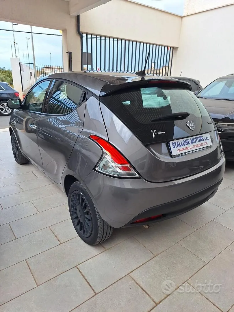 Lancia Ypsilon 2023 photo 5