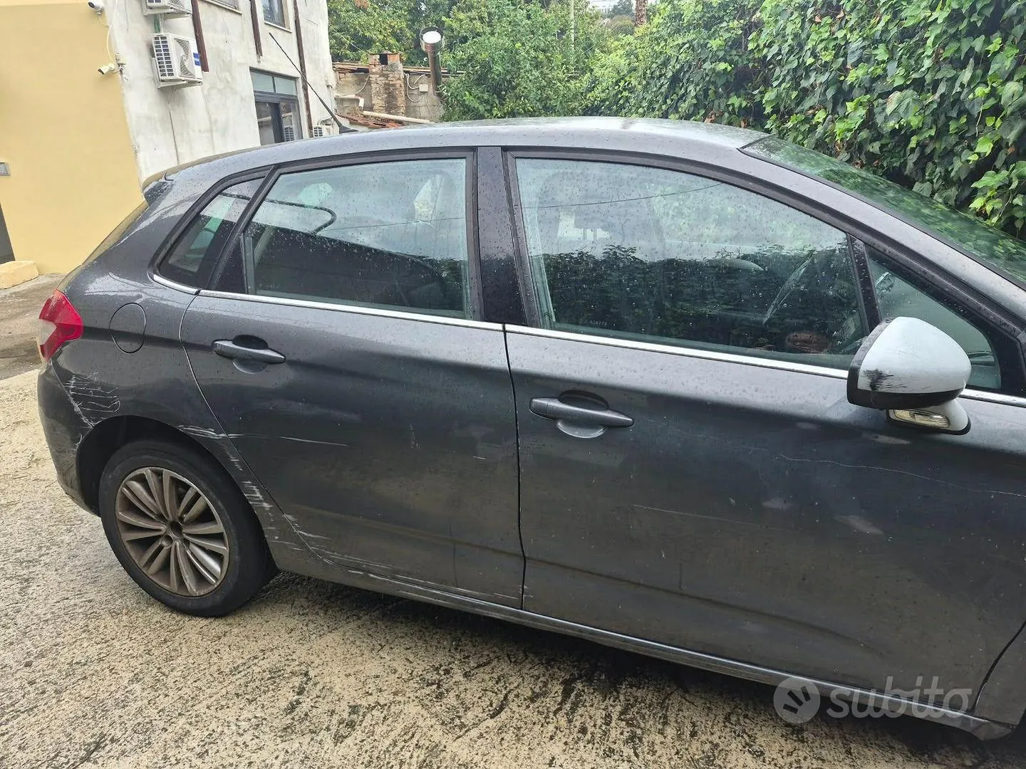 Citroen C4 2012 photo 4