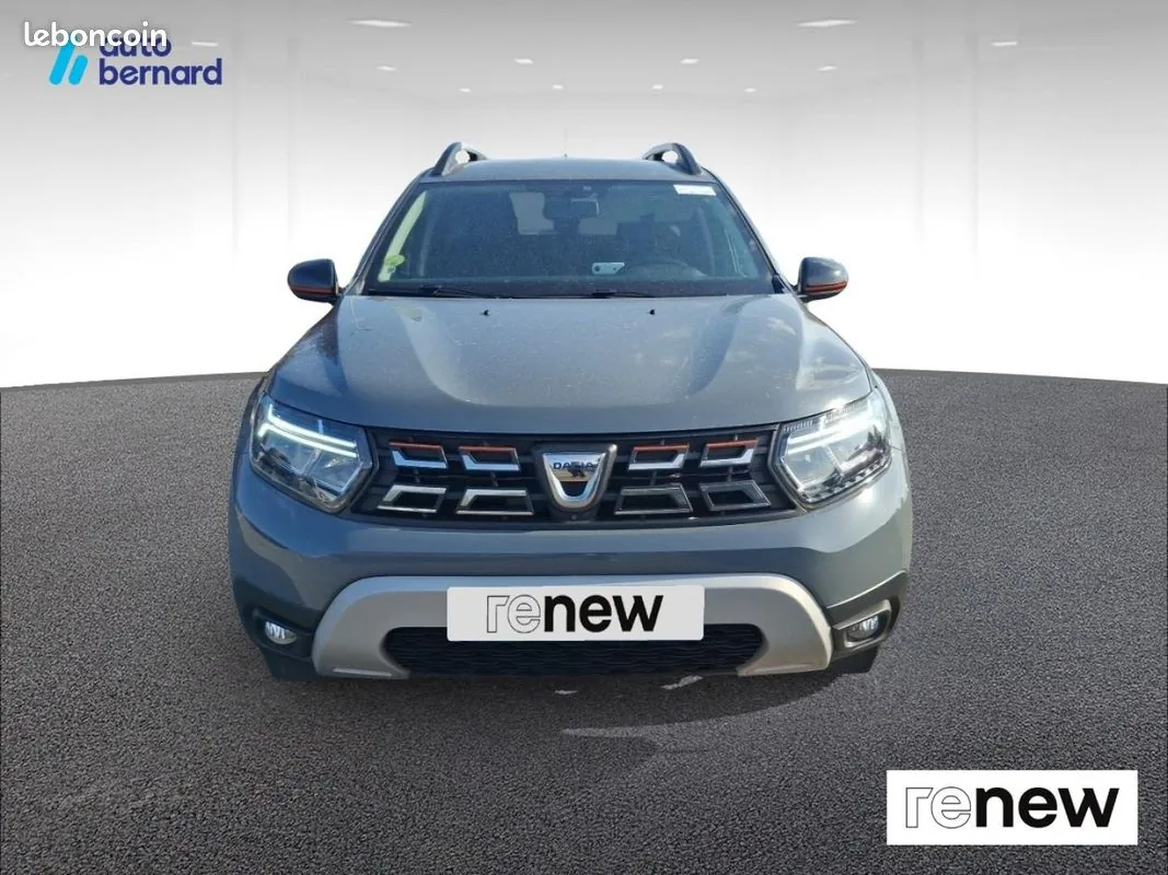 Dacia Duster 2022 photo 2
