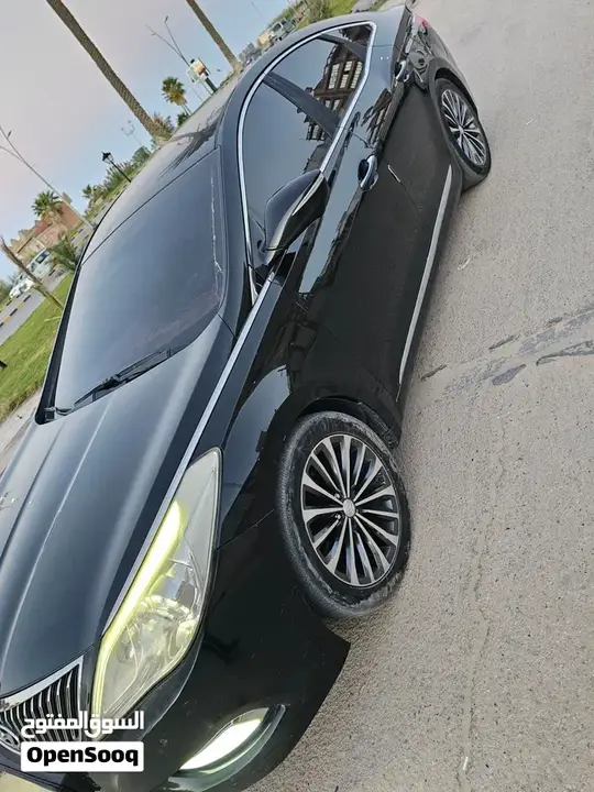 Hyundai Grandeur 2013 photo 2