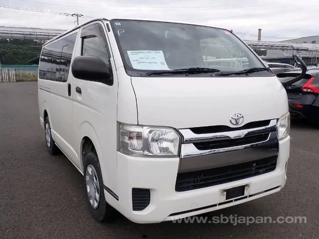 Toyota Regiusace Van