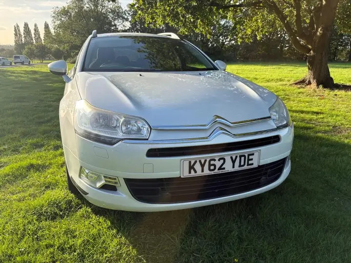 Citroen C5 2012 photo 2