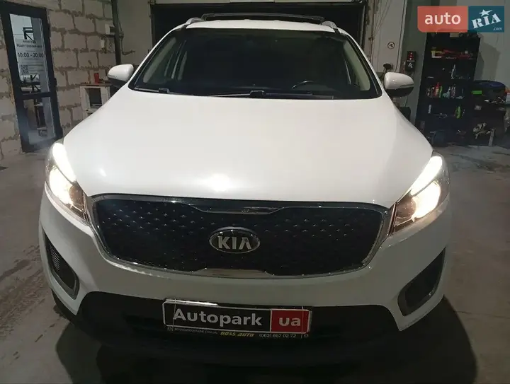 Kia Sorento 2016 photo 2