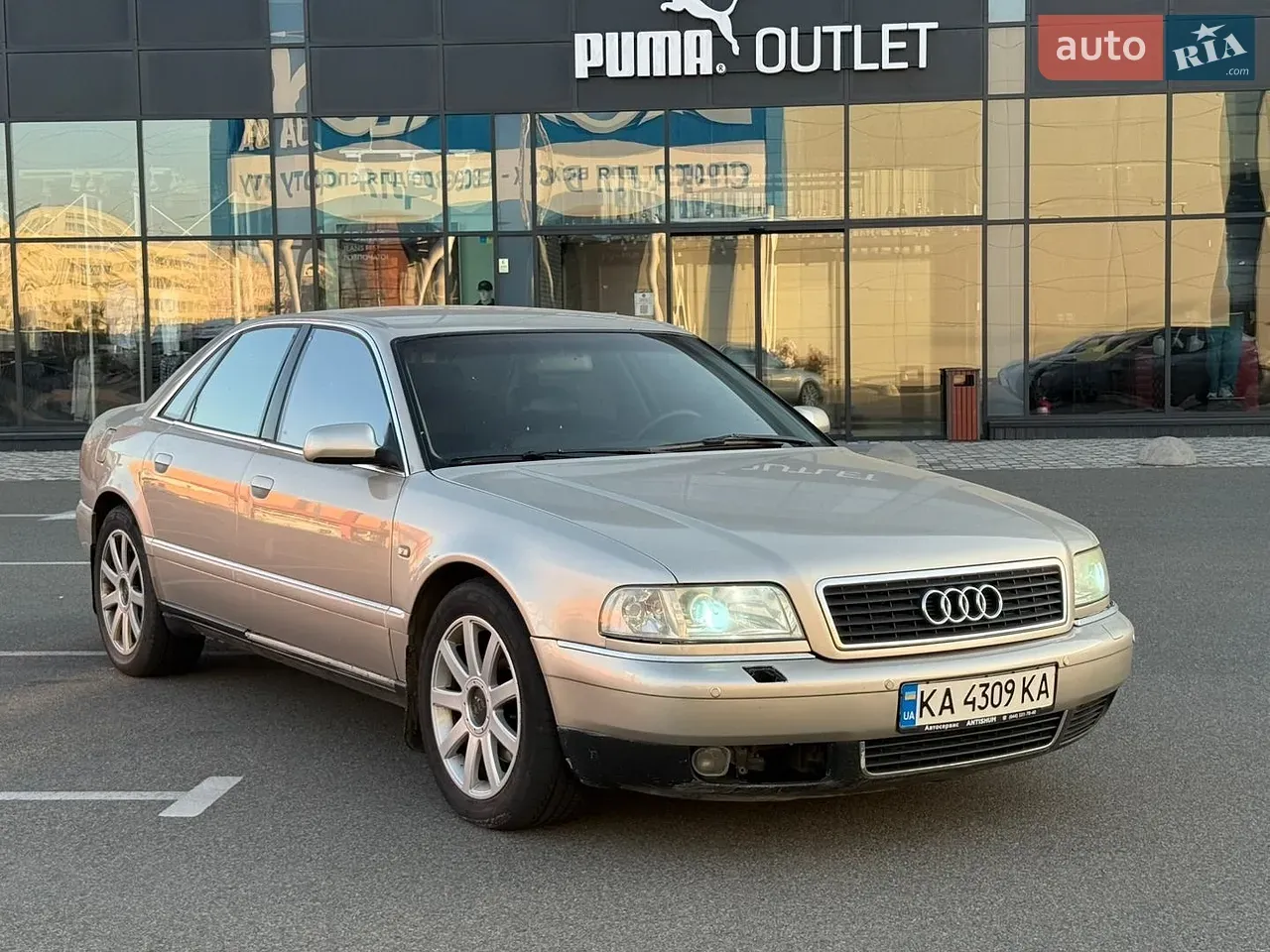 Audi A8 2000 photo 2