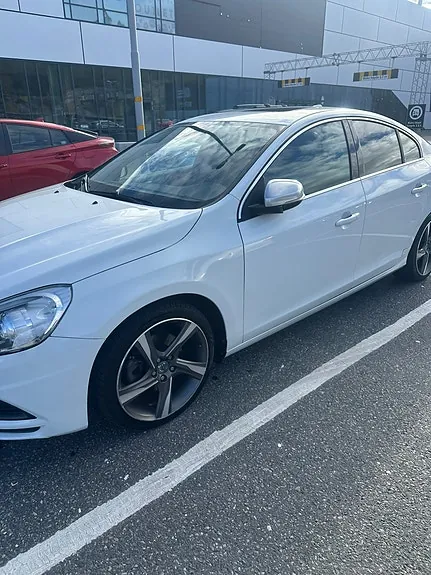 Volvo S60 2012 photo 3