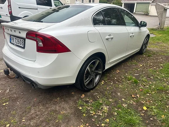 Volvo S60 2012 photo 5