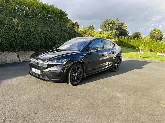 Skoda Enyaq 2023 photo 5