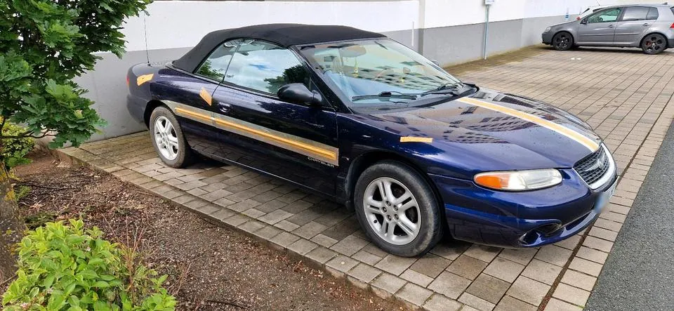 Chrysler Stratus