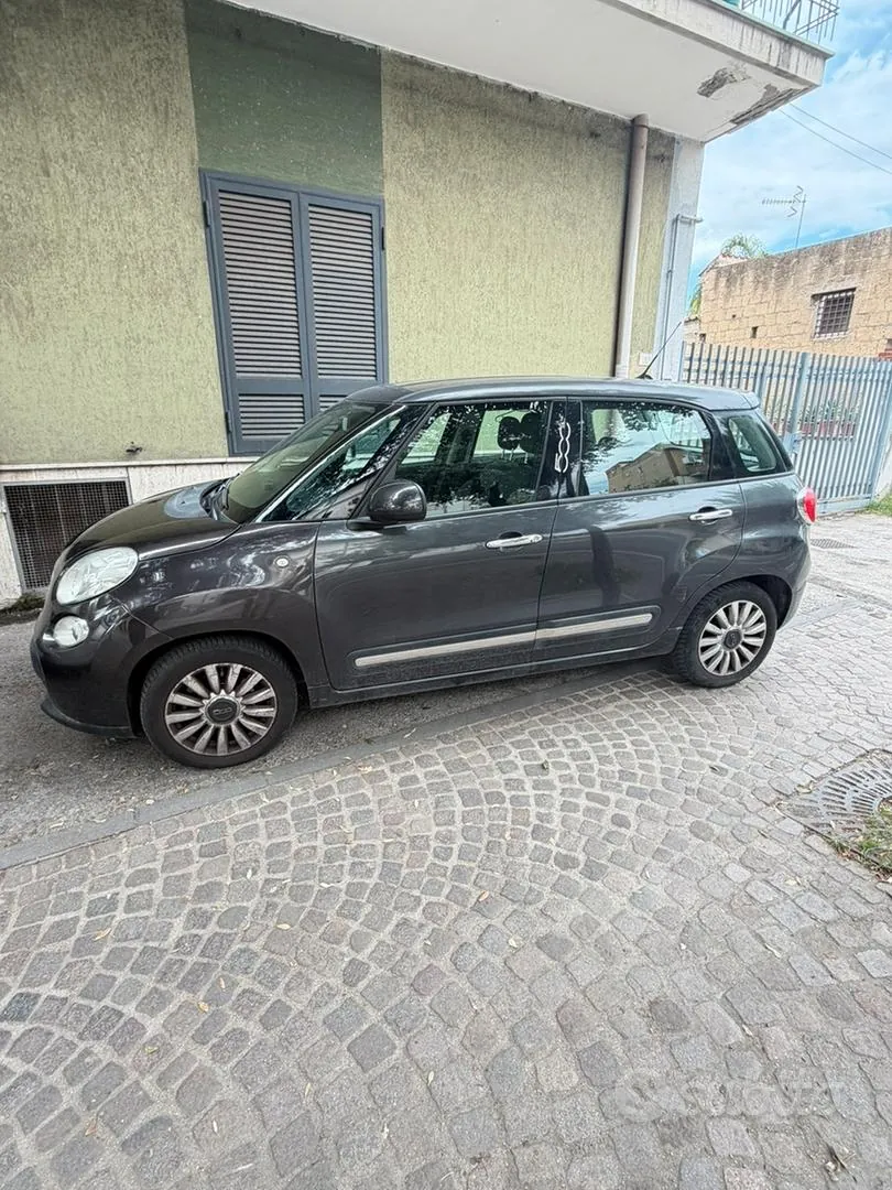 Fiat 500L 2014 photo 2
