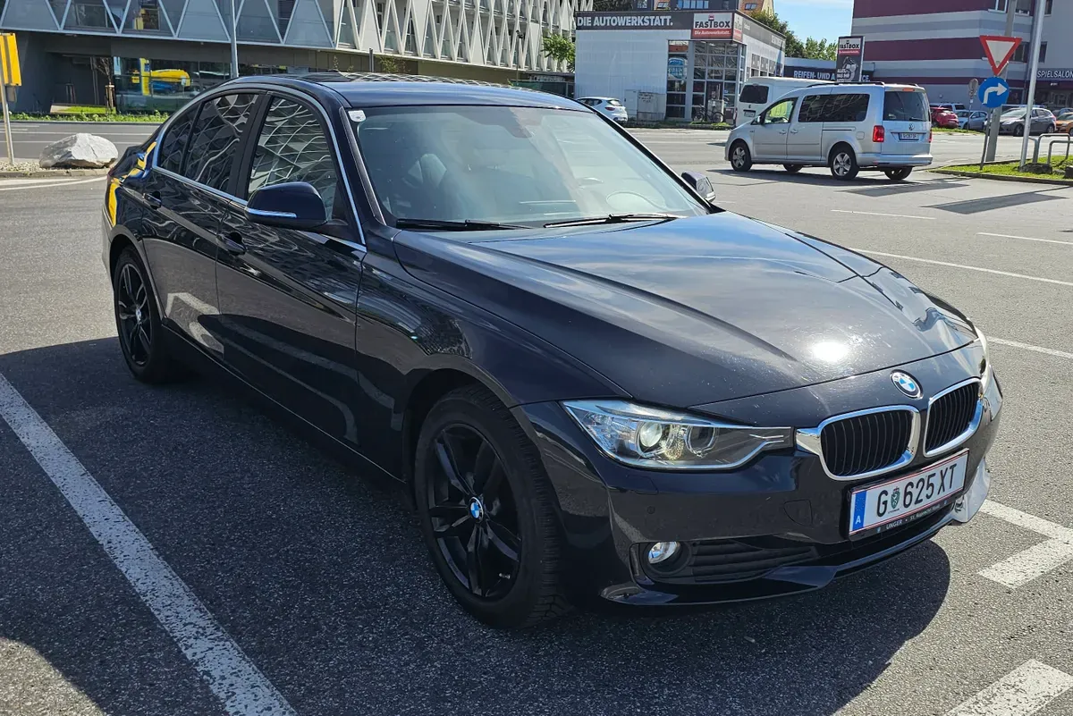 BMW 3 Series 2015 photo 3
