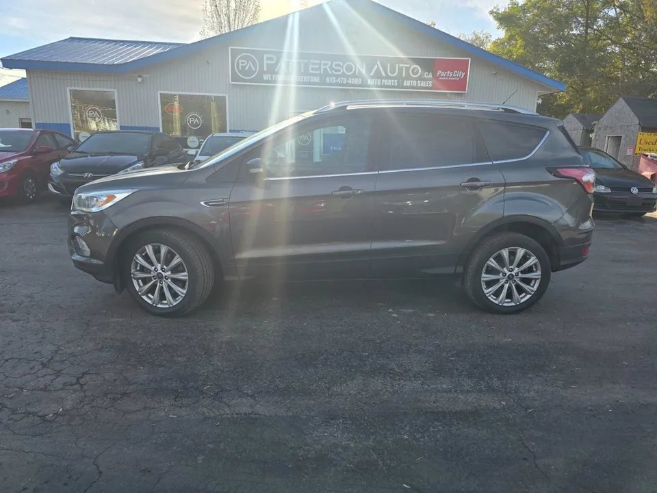 Ford Escape 2017 photo 2
