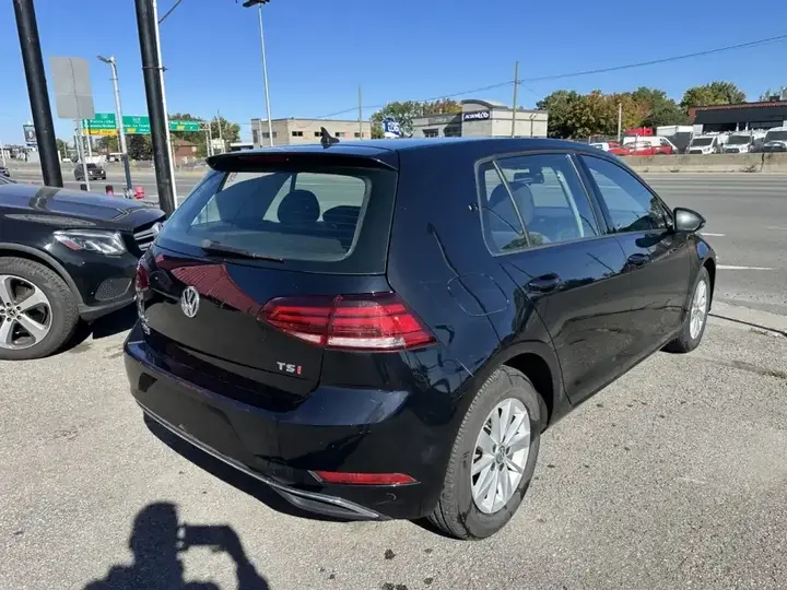 Volkswagen Golf 2018 photo 3